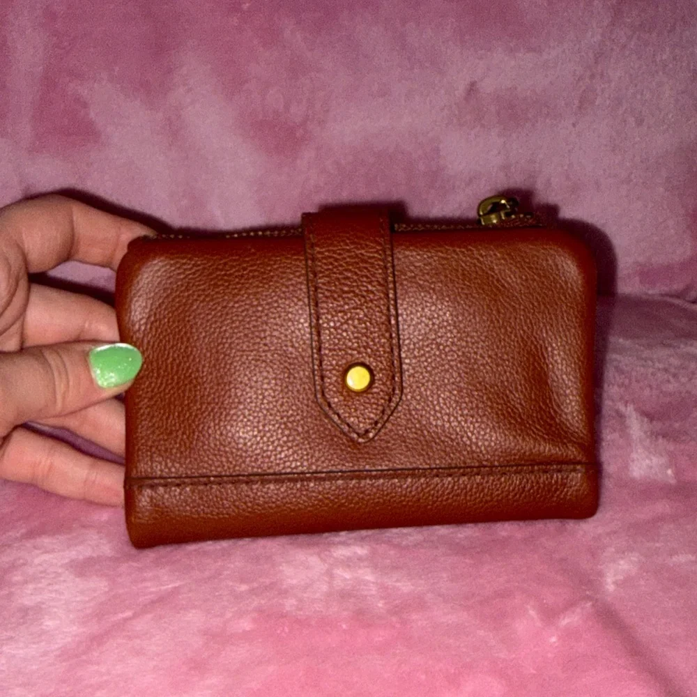 Fossil Lainie Multifunction Brown Leather Wallet NWOT - Picture 12 of 12